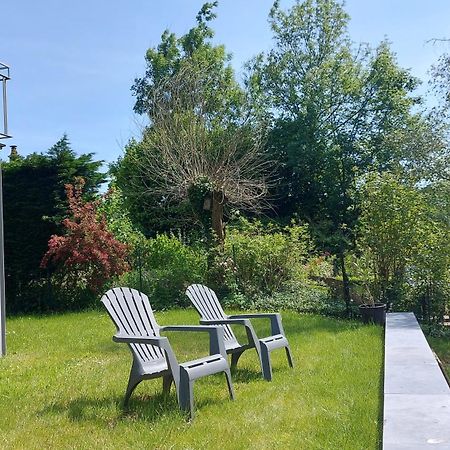 Gite En Bord De Meuse Монтерме Экстерьер фото